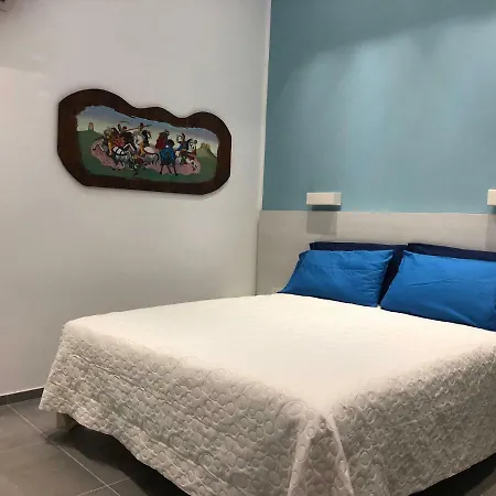 White Asses Guest house *